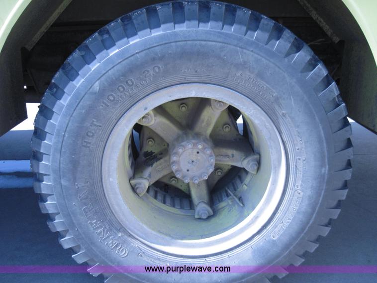 image for item A1328 1980 Ford F700 firetruck