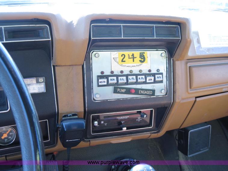 image for item A1328 1980 Ford F700 firetruck