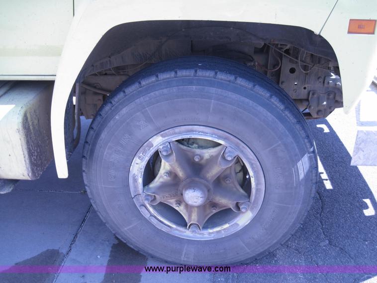 image for item A1328 1980 Ford F700 firetruck