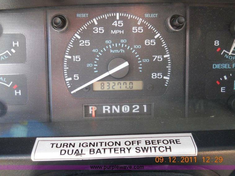 image for item A1349 1995 Ford E350 ambulance