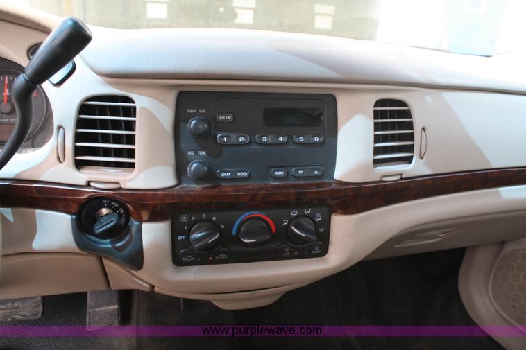 image for item A2240 2001 Chevrolet Impala