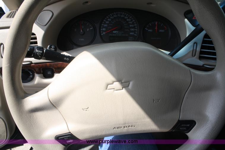 image for item A2240 2001 Chevrolet Impala