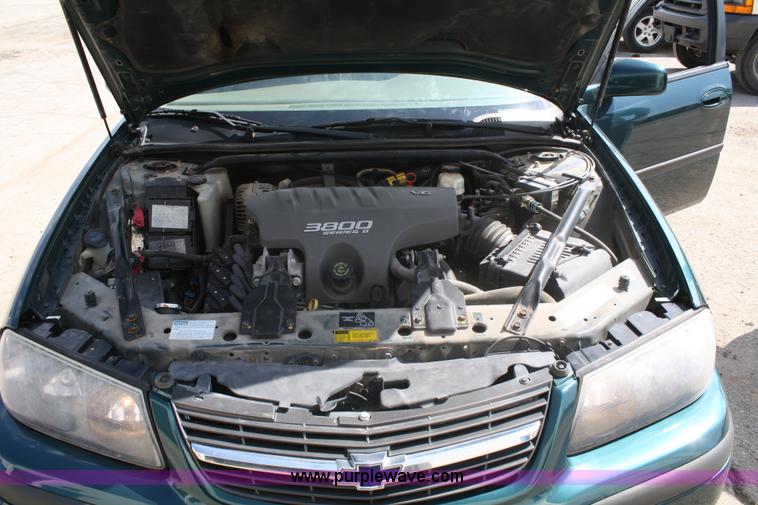 image for item A2240 2001 Chevrolet Impala