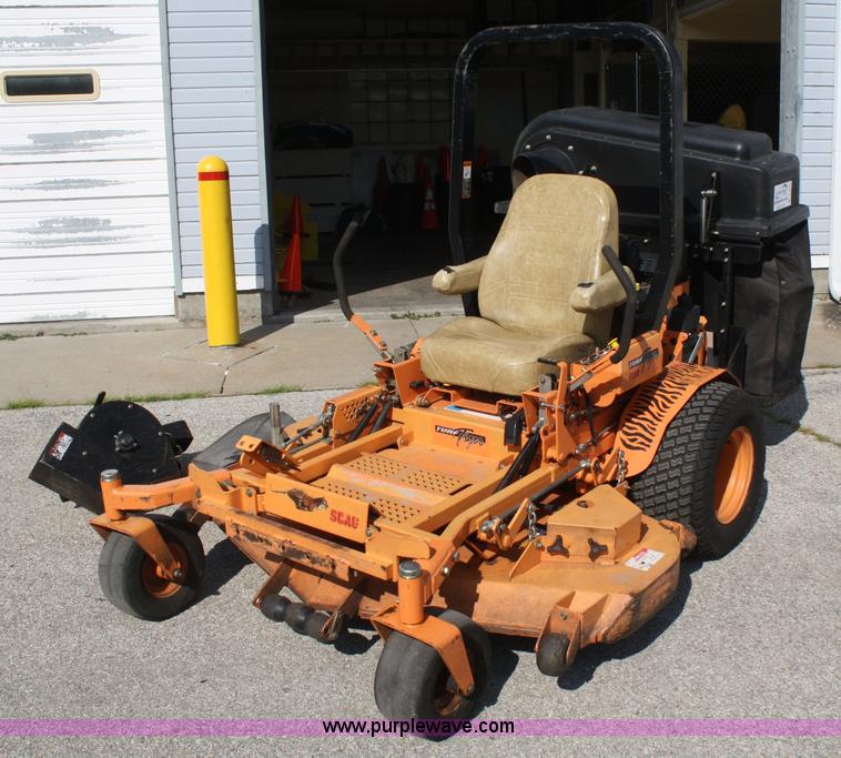image for item A2255 Scag Turf Tiger lawn mower