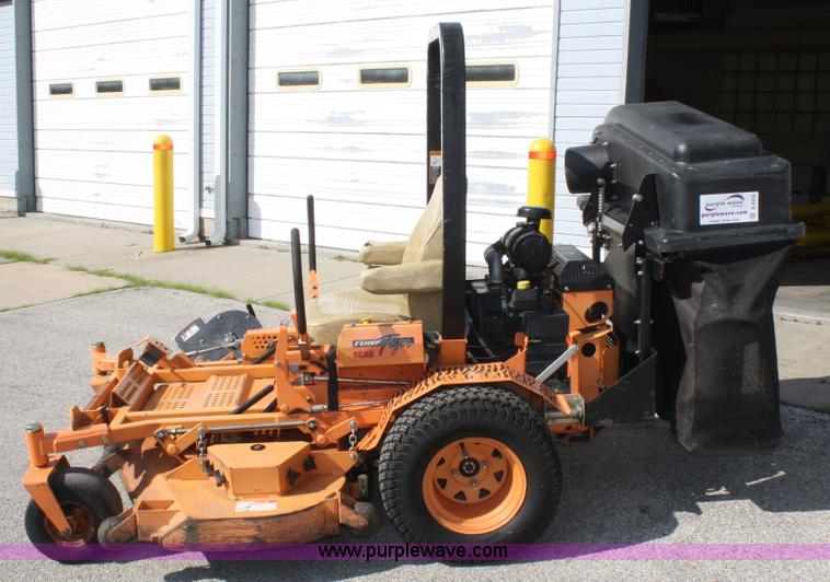 image for item A2255 Scag Turf Tiger lawn mower