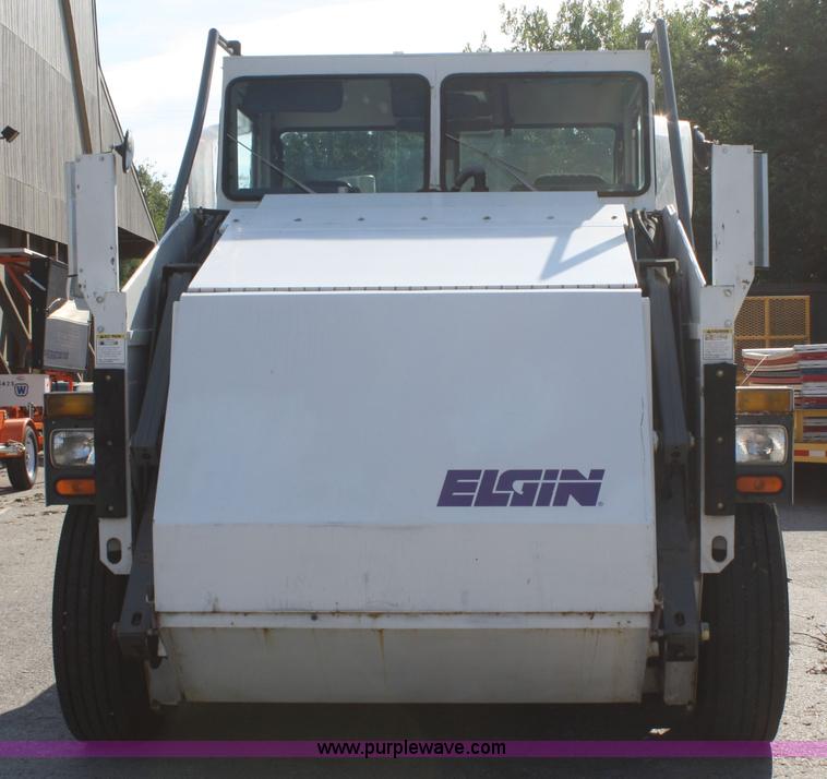 image for item A2311 2003 Elgin Pelican Series P street sweeper