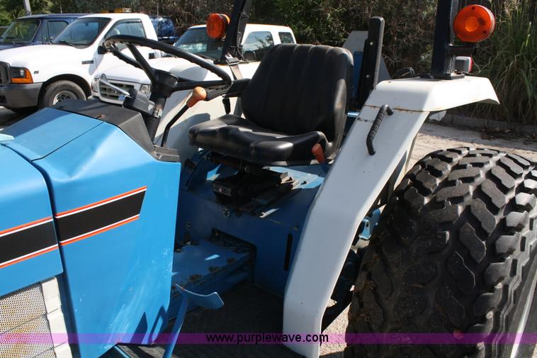 image for item A2312 1992 Ford 2120 tractor