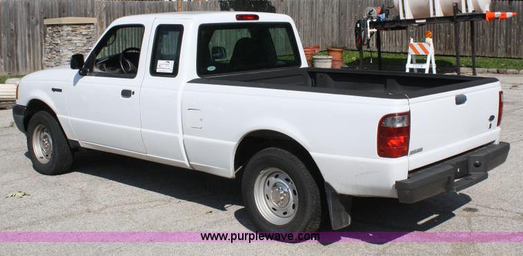 image for item A2314 2003 Ford Ranger supercab pickup truck