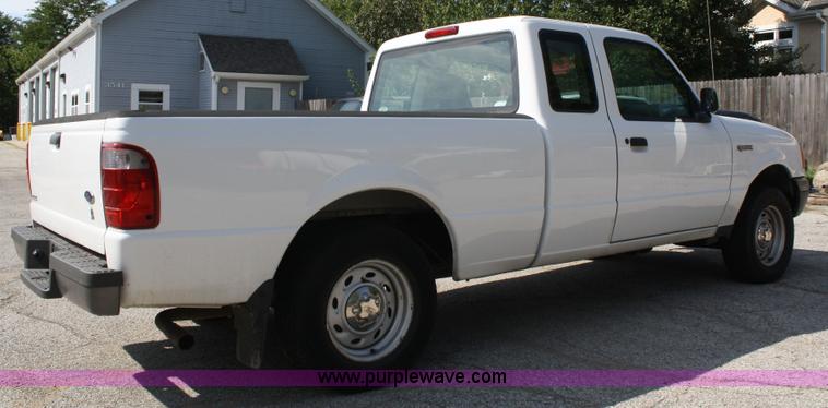 image for item A2314 2003 Ford Ranger supercab pickup truck