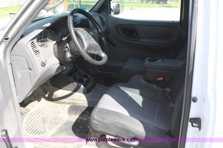 image for item A2314 2003 Ford Ranger supercab pickup truck