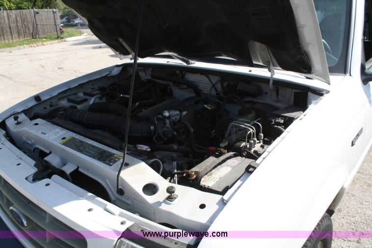 image for item A2314 2003 Ford Ranger supercab pickup truck