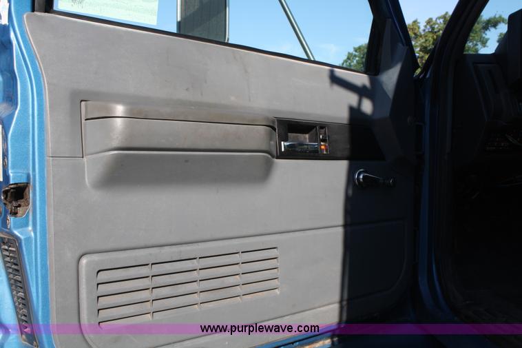 image for item A2315 1999 GMC C8500 dump truck