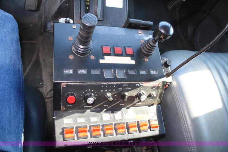 image for item A2315 1999 GMC C8500 dump truck