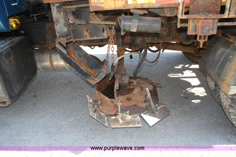 image for item A2315 1999 GMC C8500 dump truck