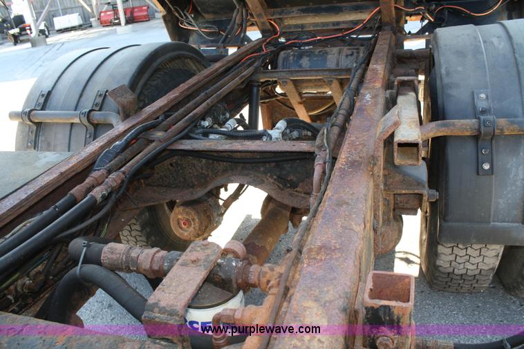 image for item A2315 1999 GMC C8500 dump truck