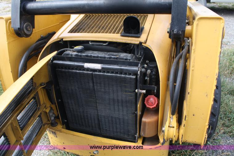 image for item A2340 2001 John Deere 250 skid steer