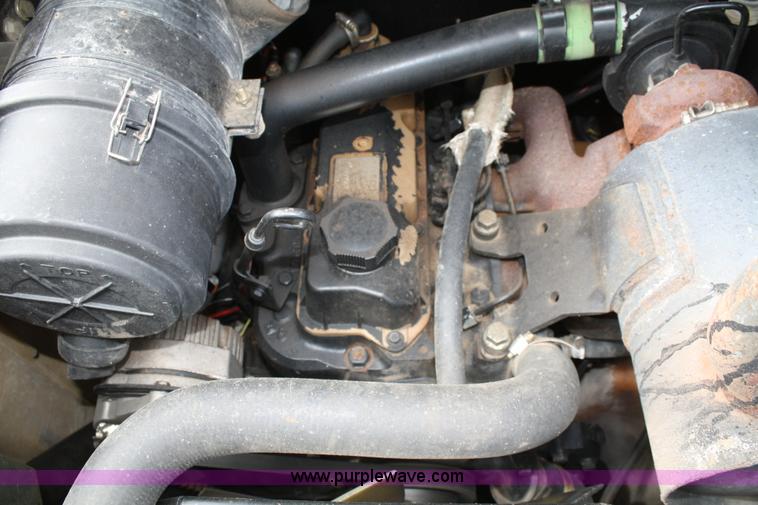 image for item A2340 2001 John Deere 250 skid steer