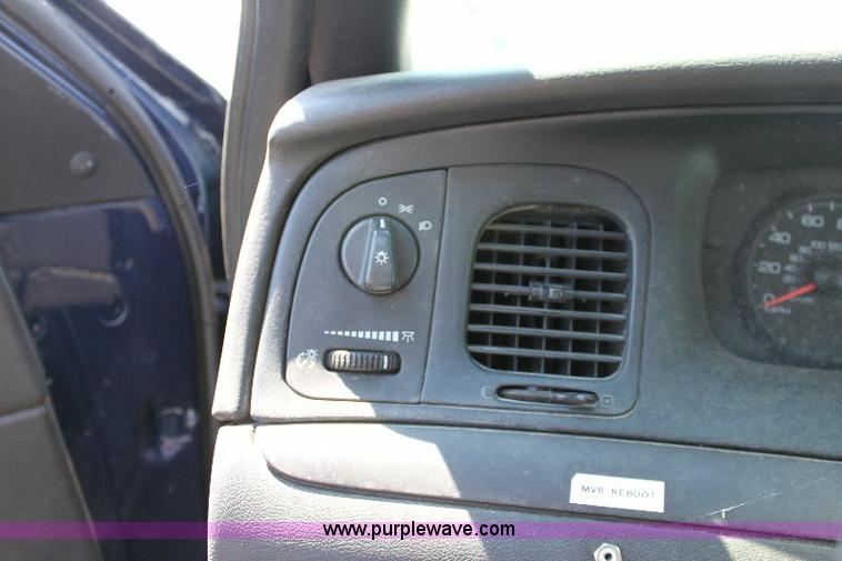 image for item A2585 2006 Ford Crown Victoria Police Interceptor