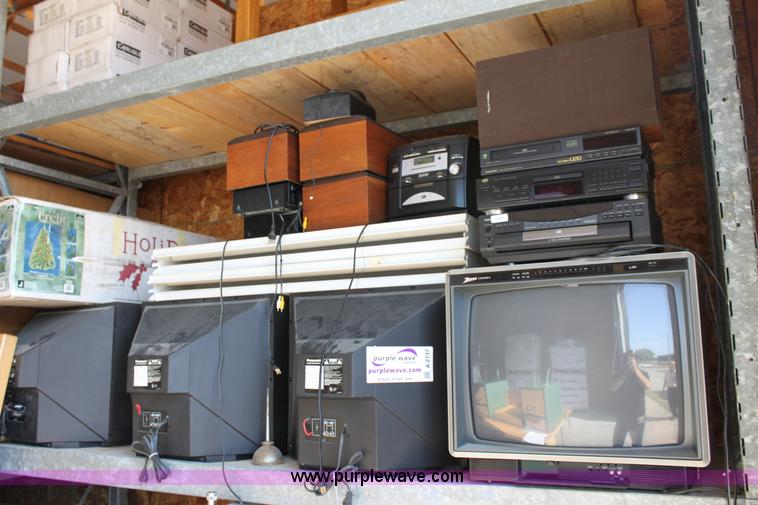 image for item A2737 Assorted electronics