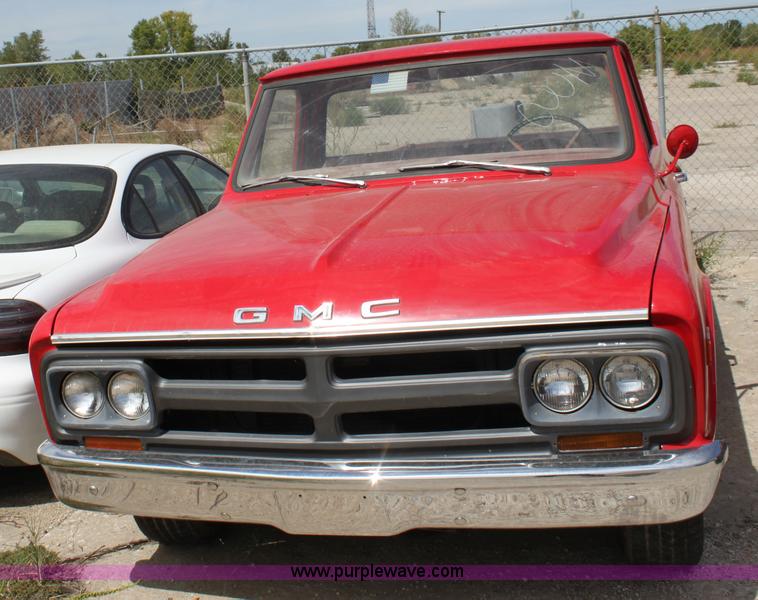 image for item A2740 1968 GMC 1500 pickup truck