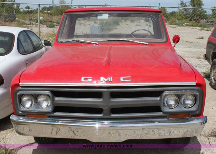 image for item A2740 1968 GMC 1500 pickup truck