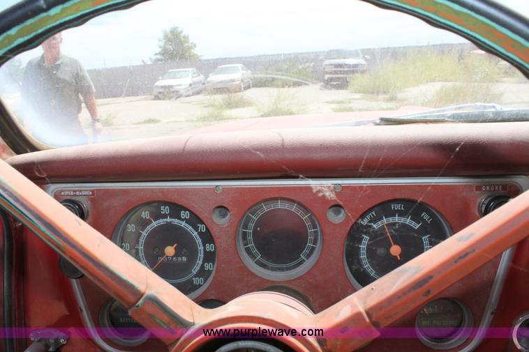 image for item A2740 1968 GMC 1500 pickup truck