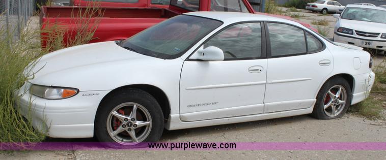 image for item A2741 1999 Pontiac Grand Prix GT