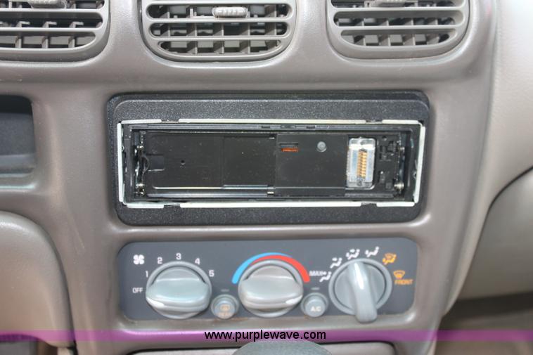 image for item A2741 1999 Pontiac Grand Prix GT