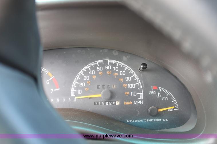 image for item A2741 1999 Pontiac Grand Prix GT