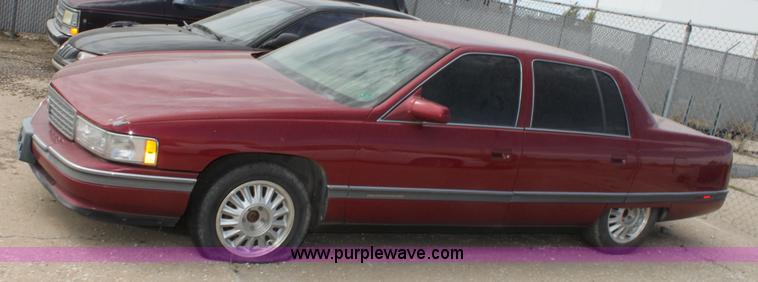 image for item A2742 1994 Cadillac DeVille Concours