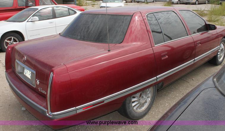 image for item A2742 1994 Cadillac DeVille Concours