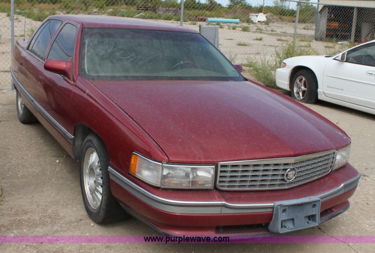 image for item A2742 1994 Cadillac DeVille Concours
