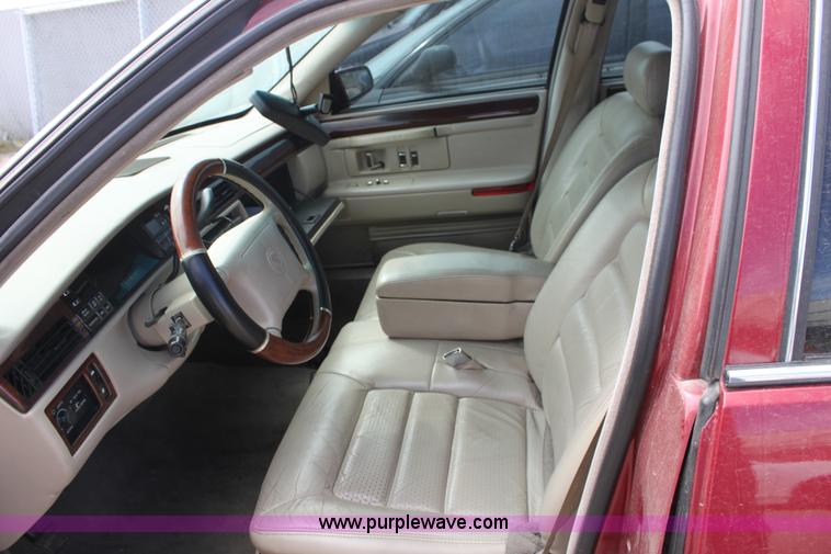 image for item A2742 1994 Cadillac DeVille Concours