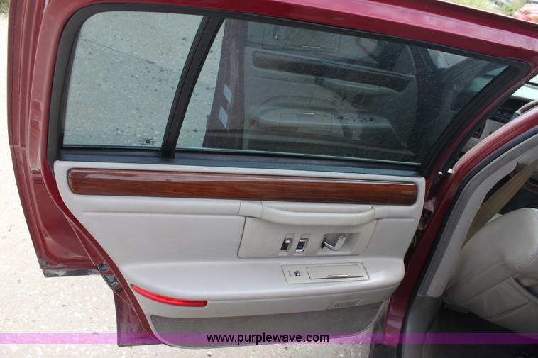 image for item A2742 1994 Cadillac DeVille Concours