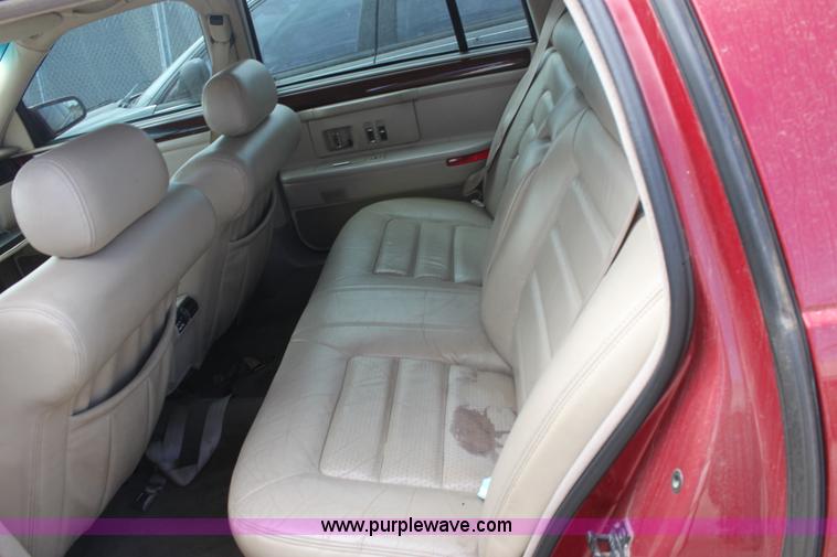 image for item A2742 1994 Cadillac DeVille Concours