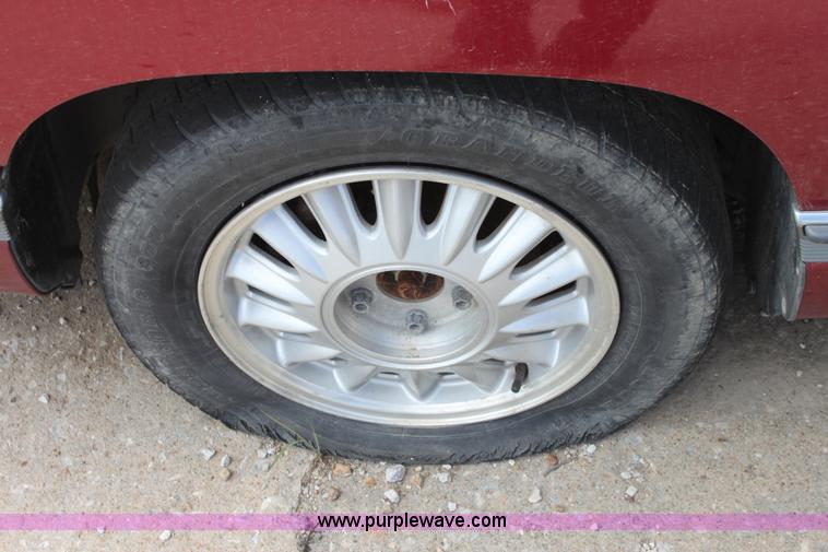 image for item A2742 1994 Cadillac DeVille Concours