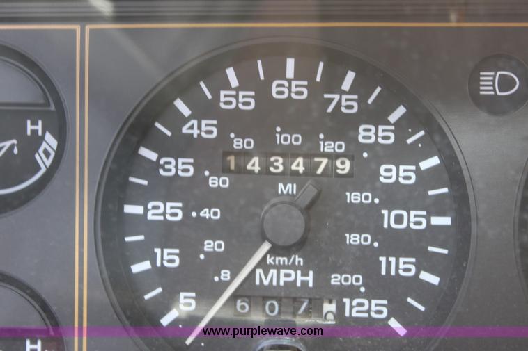 image for item A2743 1990 Dodge Grand Caravan SE mini van