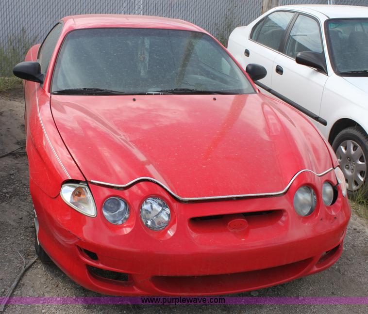 image for item A2744 2001 Hyundai Tiburon