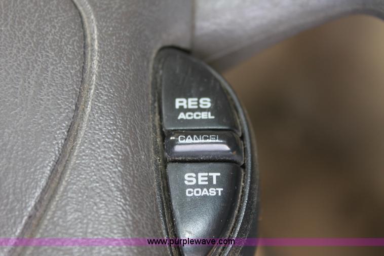 image for item A2745 1998 Dodge Neon