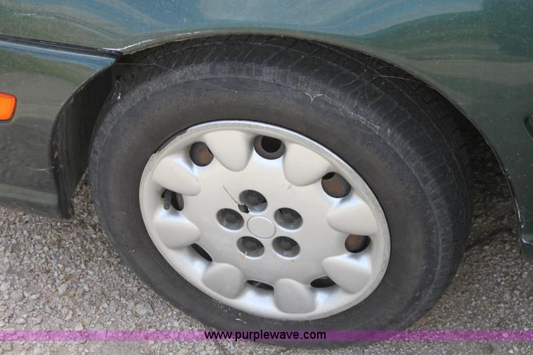 image for item A2745 1998 Dodge Neon