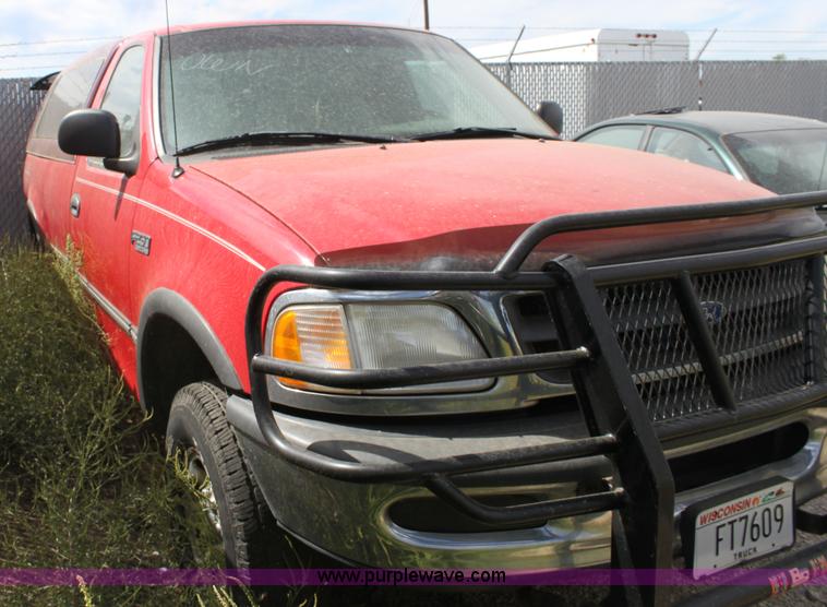 image for item A2746 1997 Ford F250 XL pickup truck