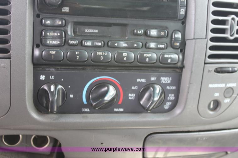 image for item A2746 1997 Ford F250 XL pickup truck