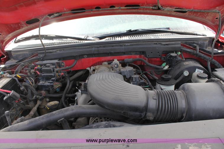 image for item A2746 1997 Ford F250 XL pickup truck