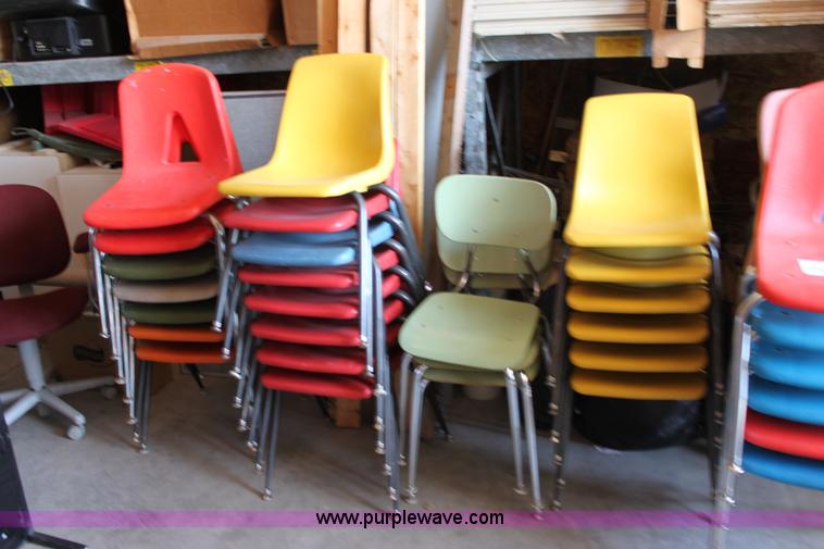 image for item A2795 (37) assorted chairs