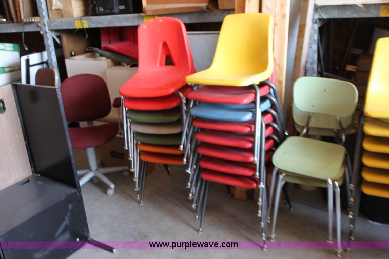 image for item A2795 (37) assorted chairs