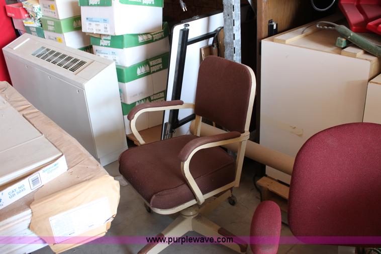 image for item A2795 (37) assorted chairs