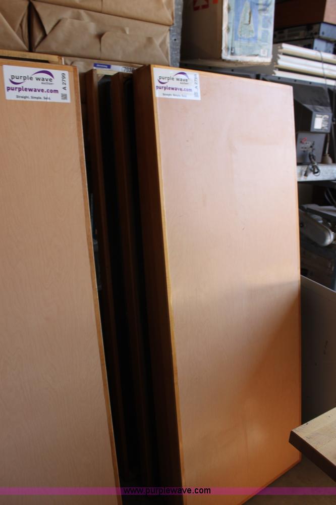 image for item A2798 (6) folding tables