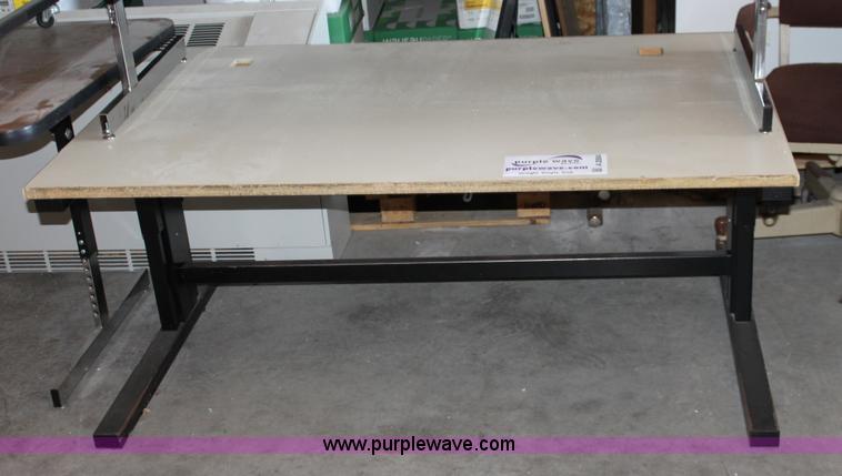 image for item A2804 (5) assorted tables