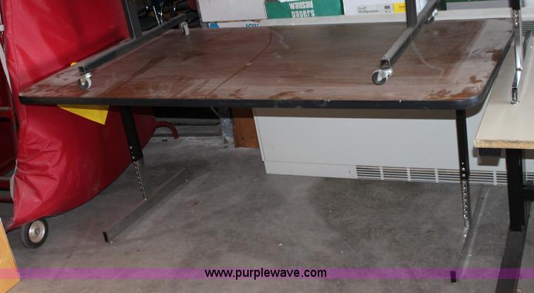 image for item A2804 (5) assorted tables