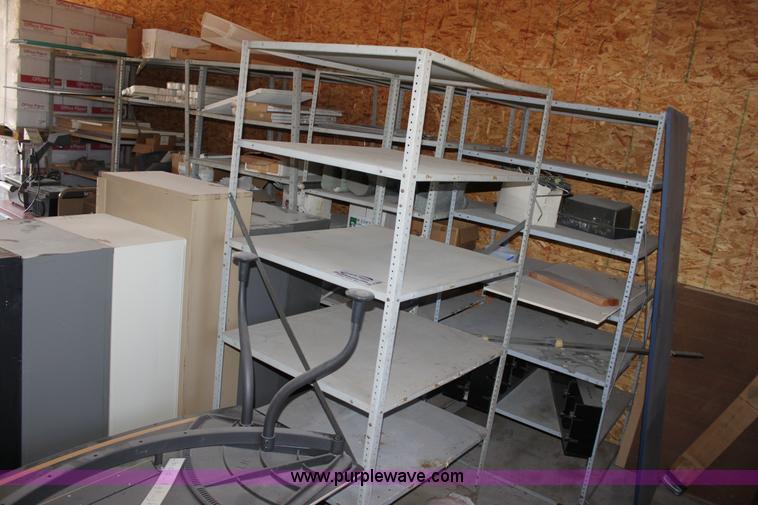 image for item A2809 Metal shelving unit